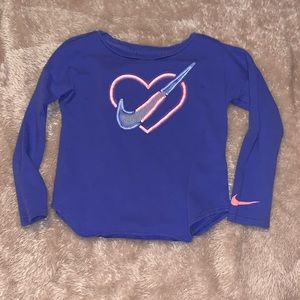 2T Nike long sleeve shirt